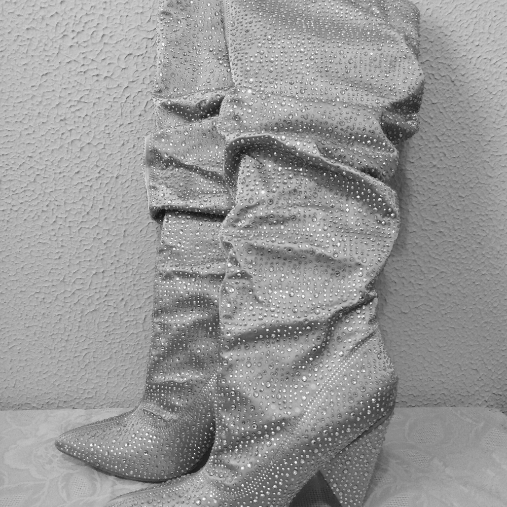 Silver Tone Rhinestone Above Knee 4 1/2' Wedge Heel Point Toe Lined Boots sz 10